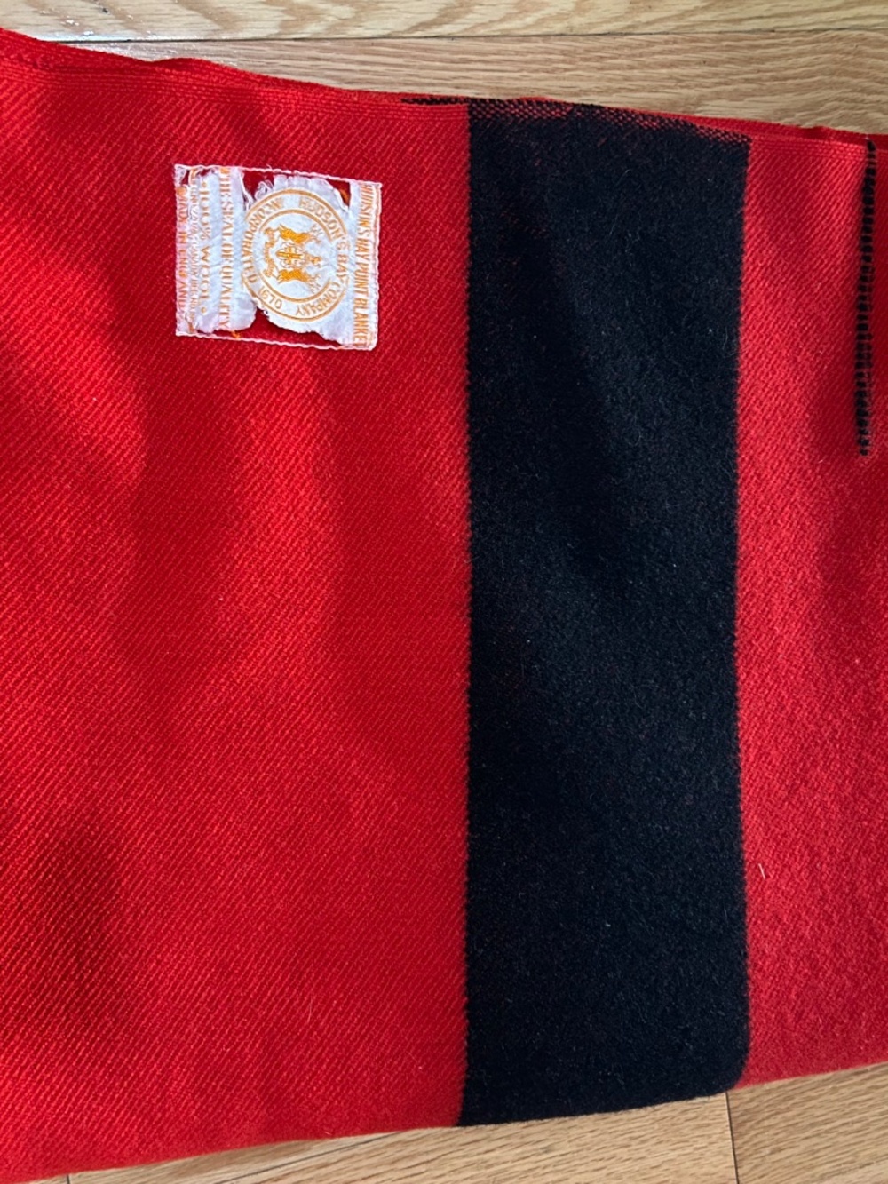 Vintage Hudson’s Bay Company 4 Point Wool Blanket Red Black Stripe 84" x 68" - Picture 9 of 10